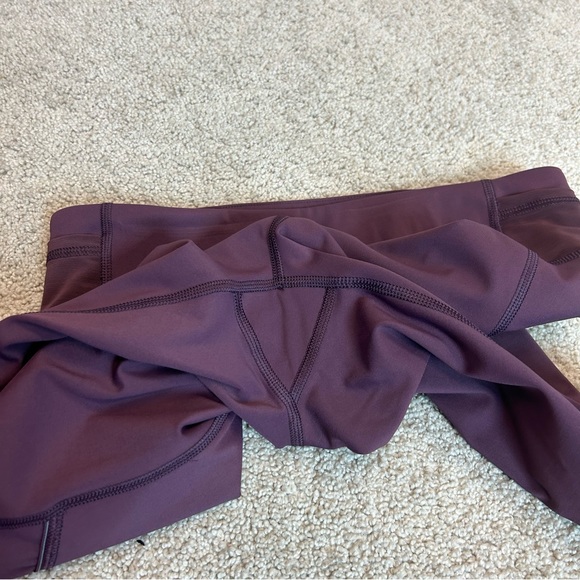 🪷CRZ YOGA High Waisted Compression Leggings Pockets  28”Arctic Plum Sz S/4-6 - Picture 5 of 13